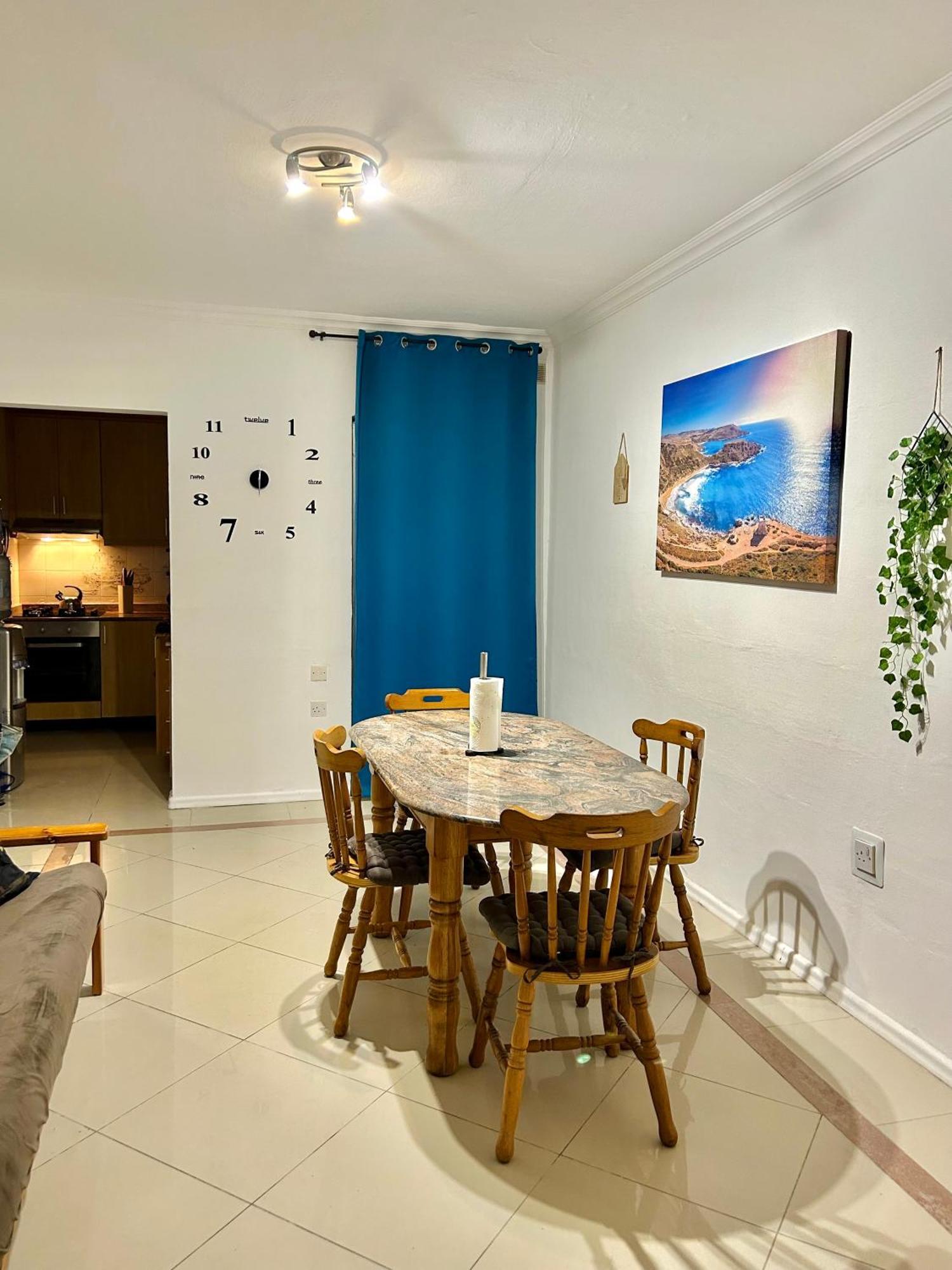 Beach Front 3-Bedroom Holiday Home Mellieħa Buitenkant foto