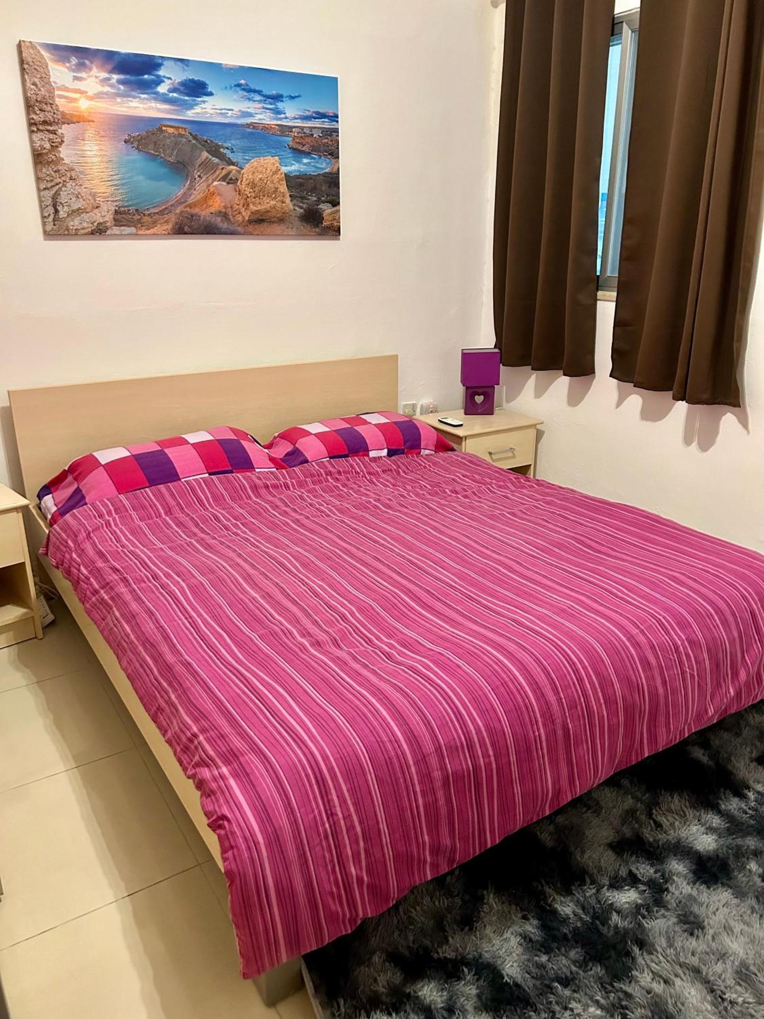 Beach Front 3-Bedroom Holiday Home Mellieħa Buitenkant foto