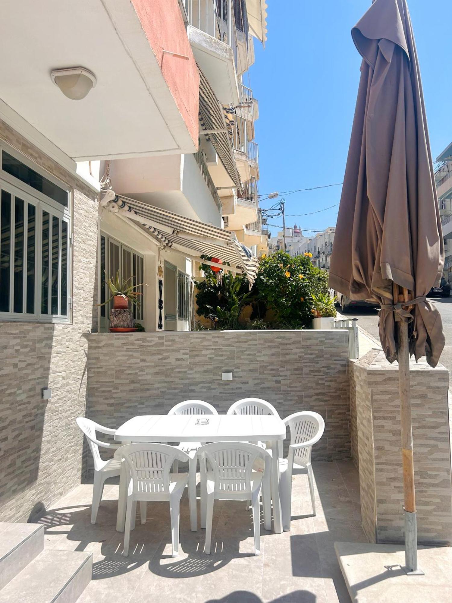 Beach Front 3-Bedroom Holiday Home Mellieħa Buitenkant foto